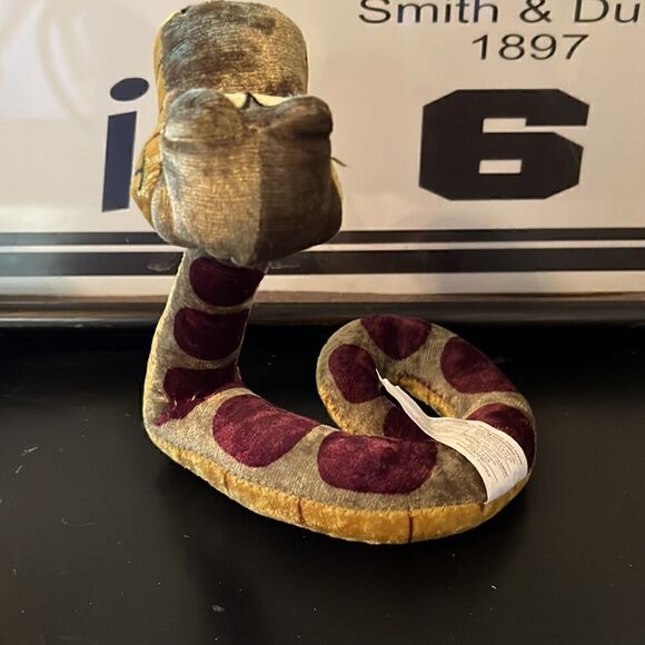 VINTAGE JUNGLE BOOK BABY KAA /RATTLE MINI BEAN BAG PLUSH RARE PREOWNED EXCELLENT - Picture 4 of 11